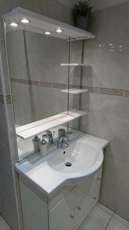 6 Bedrooms Seaview House, Old Town Νίκαια Εξωτερικό φωτογραφία